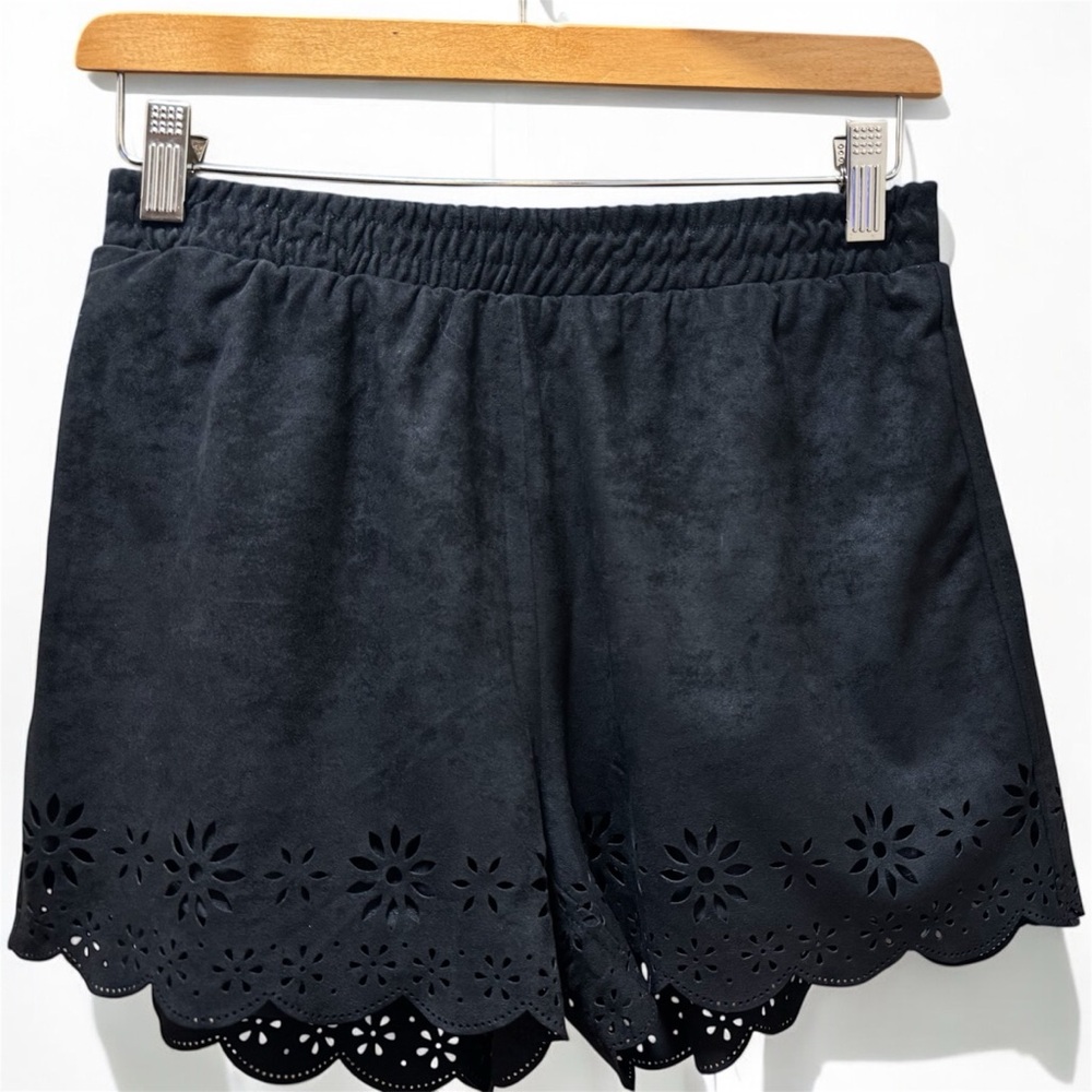 BB Dakota Phillis Laser Cut Faux Antelope Black Suede Shorts XS